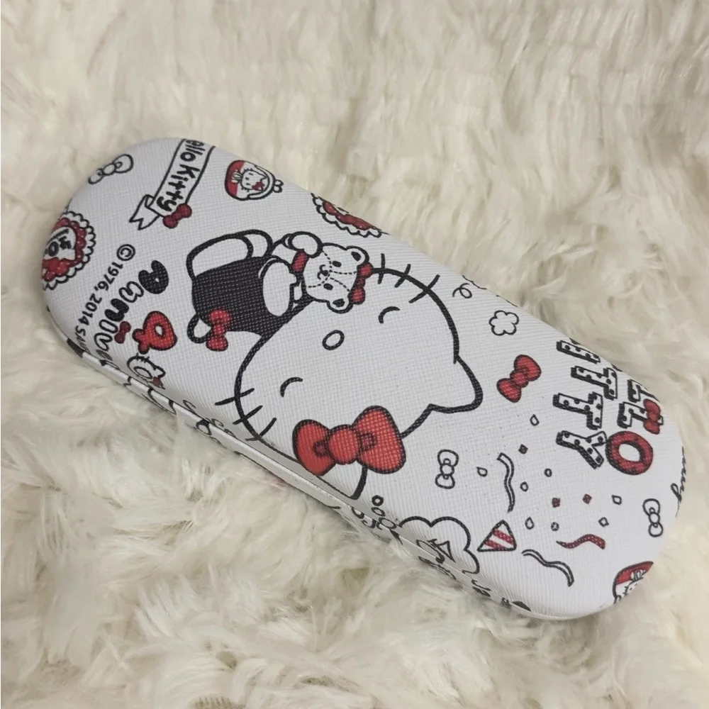 Hello Kitty White and Red Sunglasses Case
